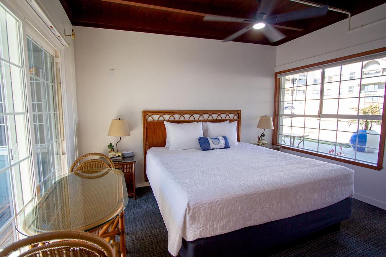Edgewater Beach Inn Santa Cruz Exterior photo